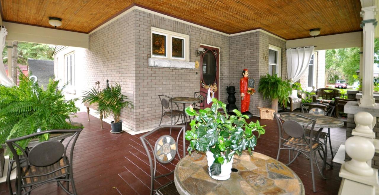 Creighton Manor Inn Bed & Breakfast Орілья Екстер'єр фото