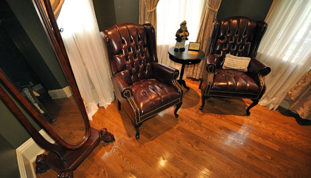 Creighton Manor Inn Bed & Breakfast Орілья Екстер'єр фото